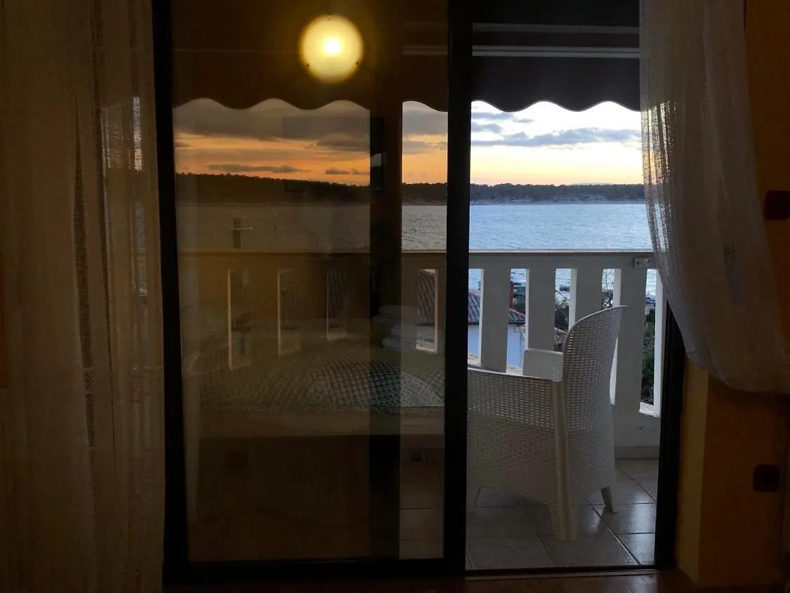 Sunshine Apartment Barbat na Rabu 0*,